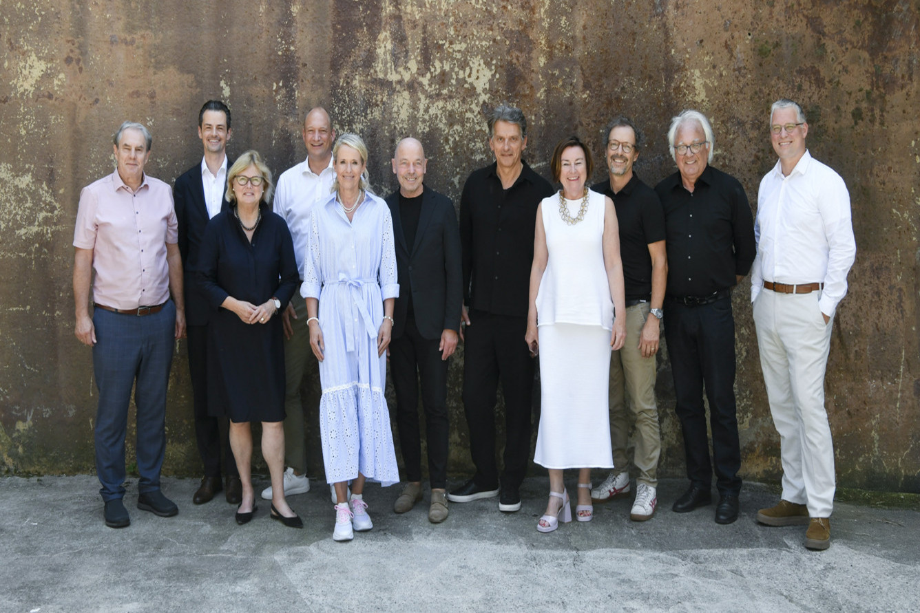 Gruppenfoto von Vertreterinnen und Vertretern des DGNB Präsidiums beim DGNB Tag der Nachhaltigkeit 2025. Zwei Präsidiumsmitglieder sind nicht auf dem Bild.